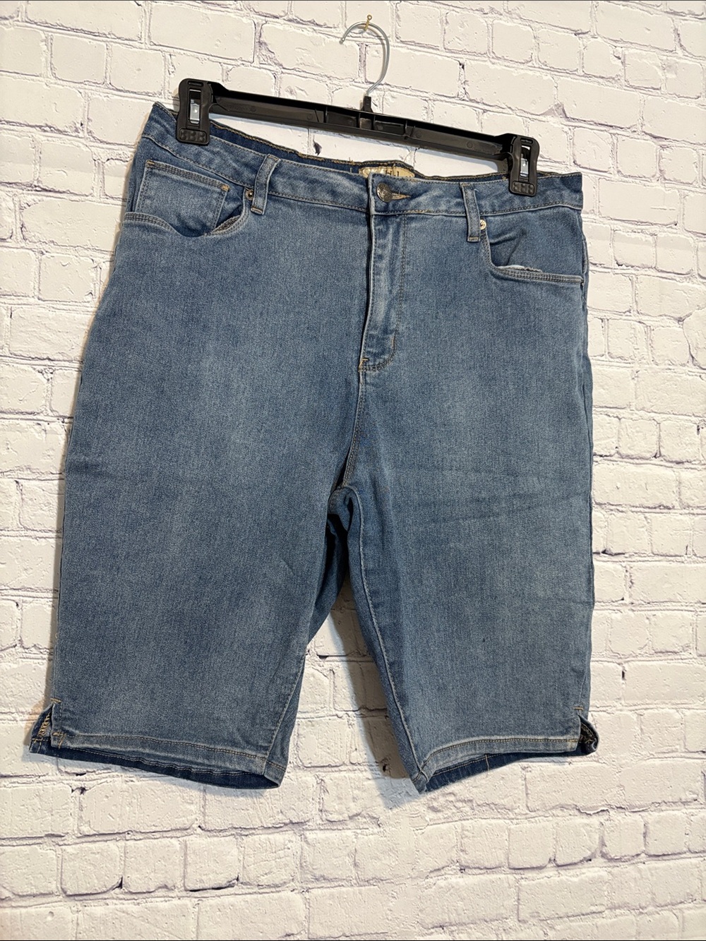 Hybrid & company Blue Denim Jean Shorts